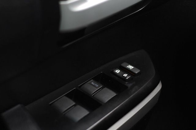 2017 Toyota Tundra SR5 CREWMAX W/ PREMIUM AUDIO/ NAVIGATION, BUCKET SEATS - 22976796 - 20