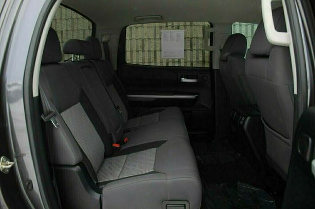 2017 Toyota Tundra SR5 UPGRADE PACKAGE NAVIGATION W/ PREMIUM AUDIO - 22957092 - 9