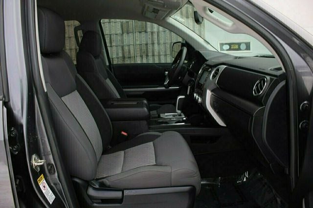 2017 Toyota Tundra SR5 UPGRADE PACKAGE NAVIGATION W/ PREMIUM AUDIO - 22957092 - 6