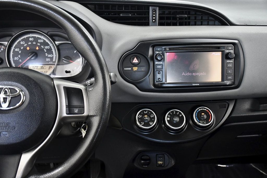 2017 Toyota Yaris 3-Door L Automatic - 23073596 - 23