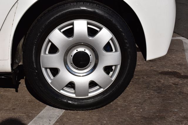 2017 Toyota Yaris 5-Door L Automatic - 22958503 - 10