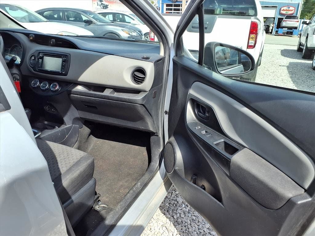 2017 Toyota Yaris L - 22930395 - 20