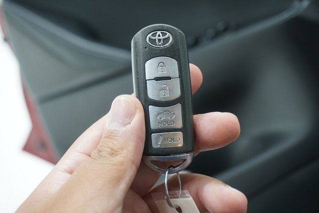 2017 Toyota Yaris iA  - 22981538 - 14