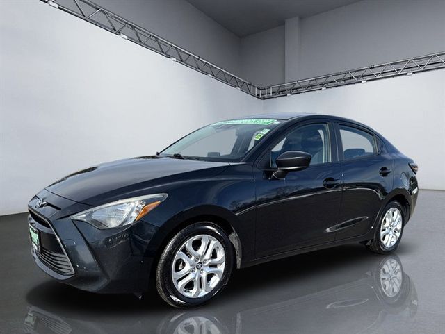 2017 Toyota Yaris iA 6A - 22991976 - 9