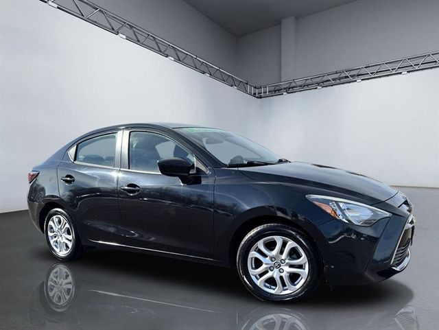 2017 Toyota Yaris iA 6A - 22991976 - 22