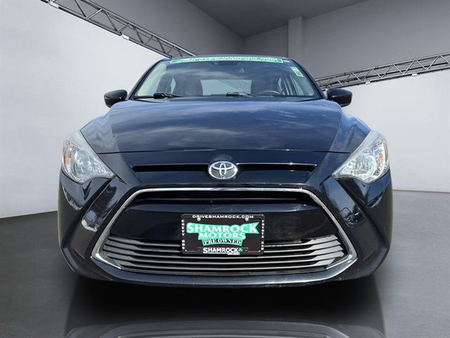 2017 Toyota Yaris iA 6A - 22991976 - 8