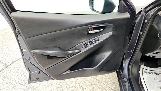2017 Toyota Yaris iA Automatic - 23094532 - 9