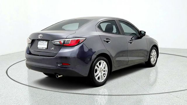 2017 Toyota Yaris iA Automatic - 23094532 - 4