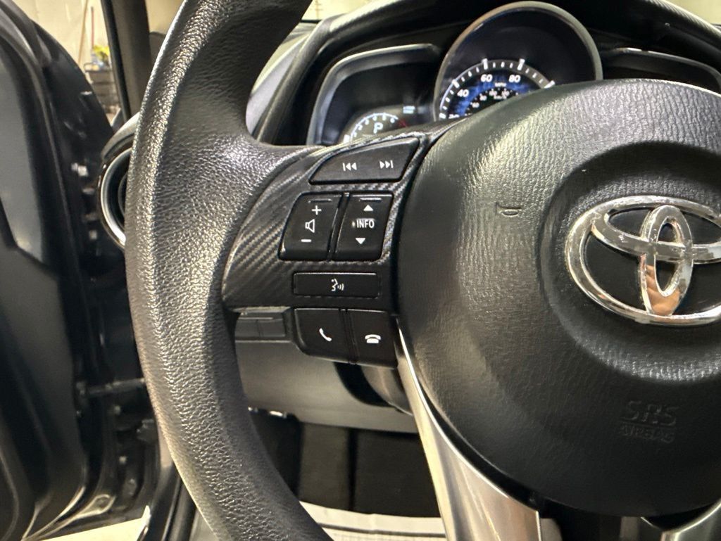 2017 Toyota Yaris iA Base - 23021285 - 10
