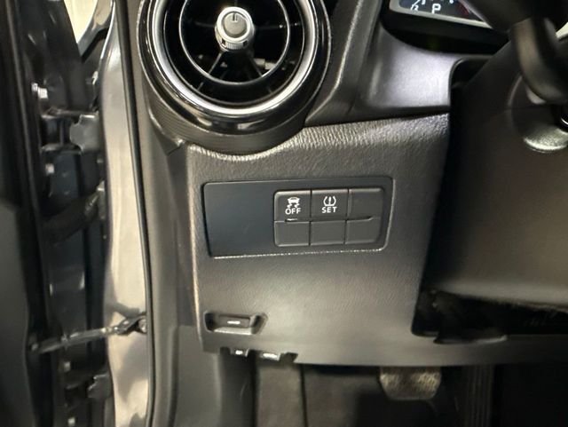 2017 Toyota Yaris iA Base - 23021285 - 11