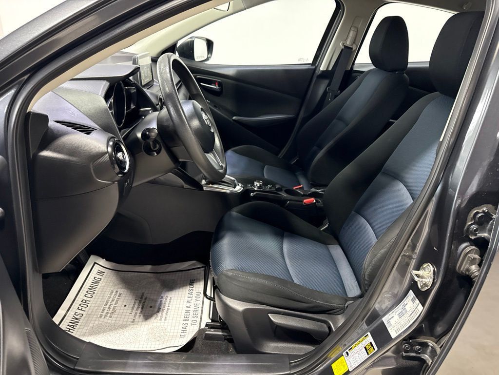 2017 Toyota Yaris iA Base - 23021285 - 18