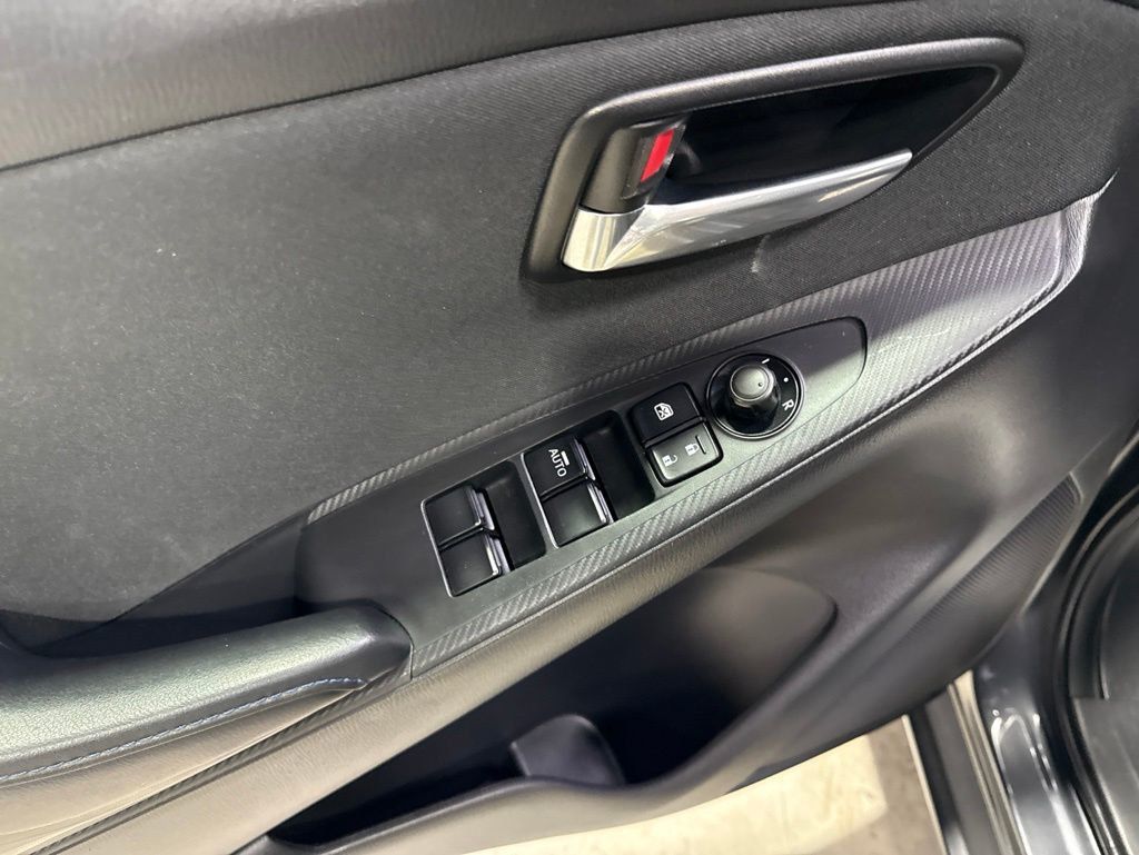 2017 Toyota Yaris iA Base - 23021285 - 22