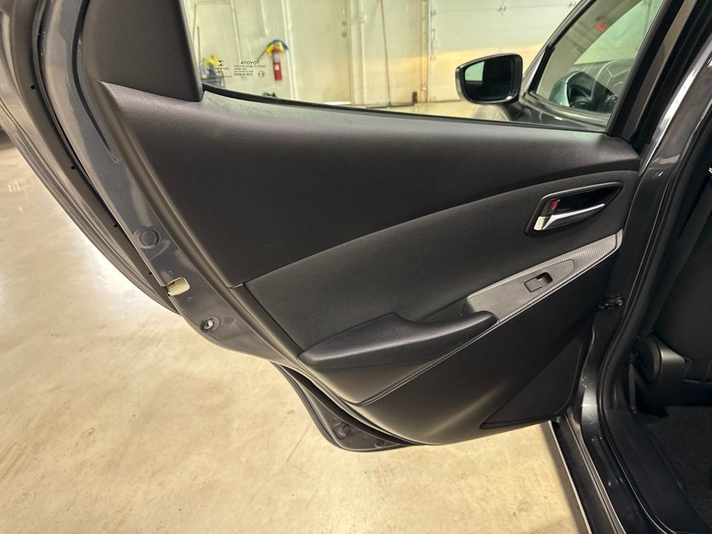 2017 Toyota Yaris iA Base - 23021285 - 26