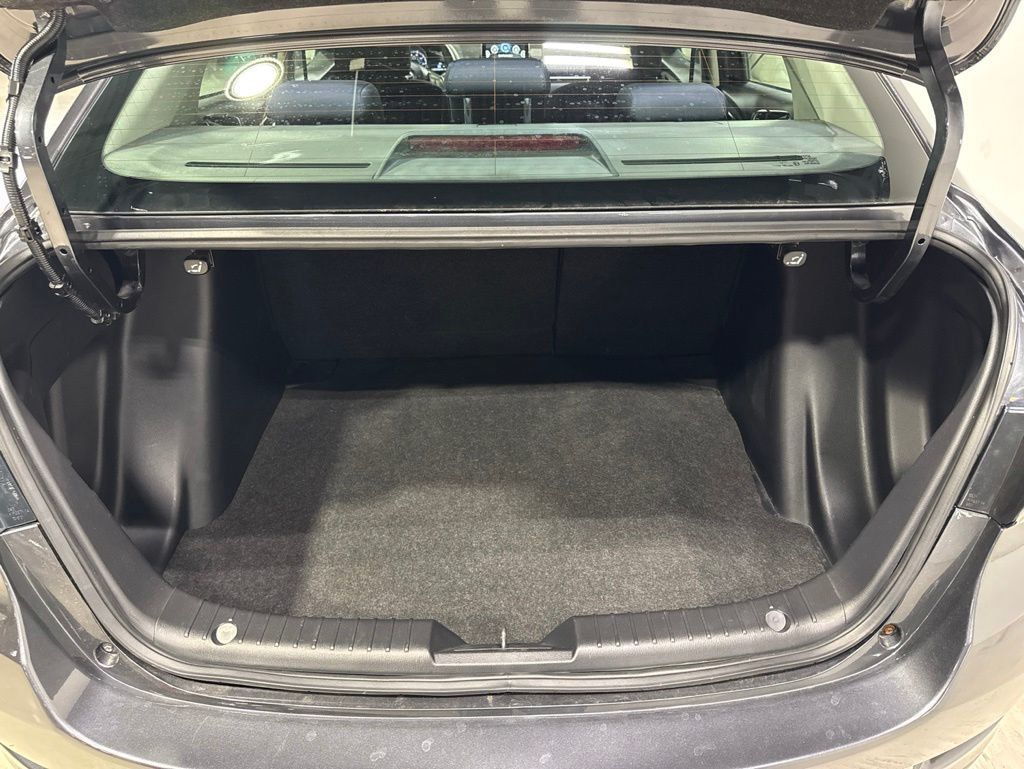 2017 Toyota Yaris iA Base - 23021285 - 27