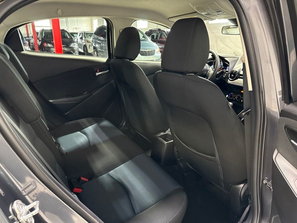 2017 Toyota Yaris iA Base - 23021285 - 29