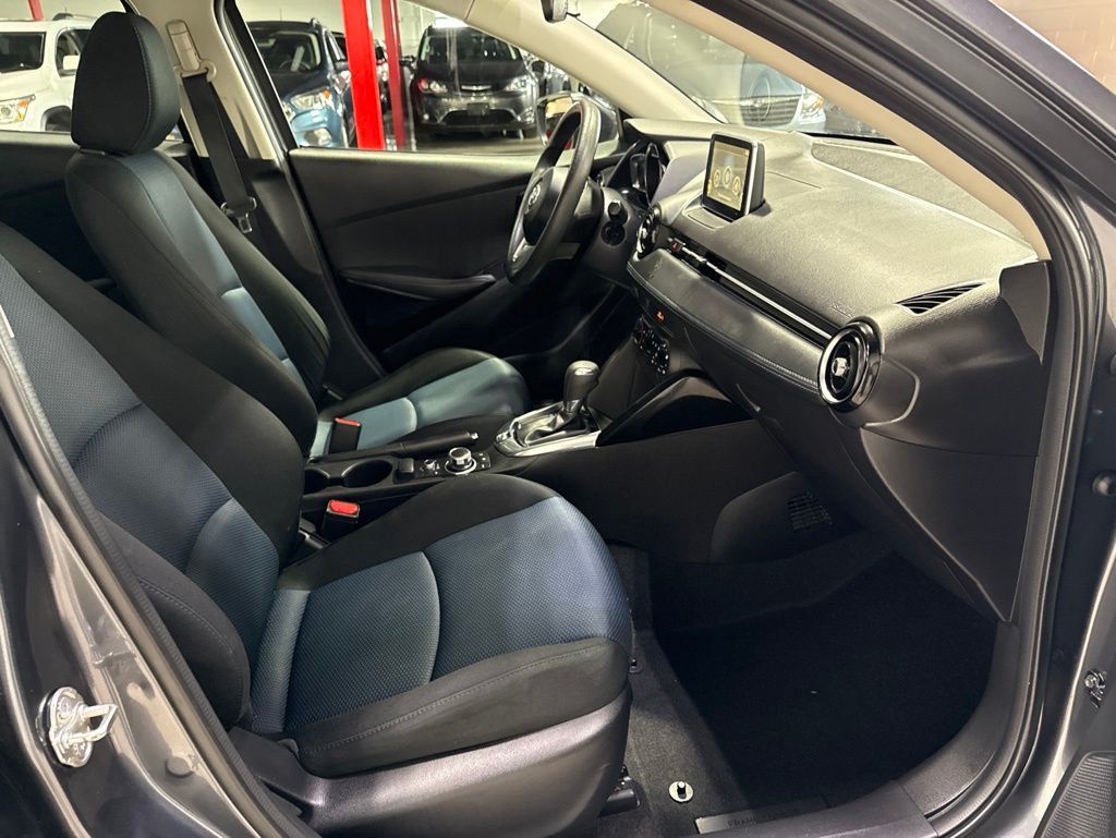 2017 Toyota Yaris iA Base - 23021285 - 32