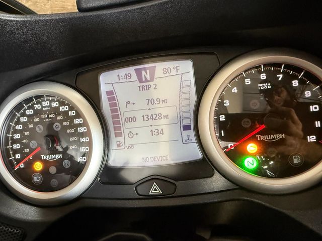 2017 Triumph Trophy SE SUPER CLEAN! - 22991996 - 9
