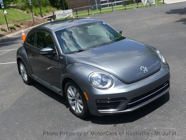 2017 Volkswagen Beetle 1.8T Classic Automatic - 22998576 - 14