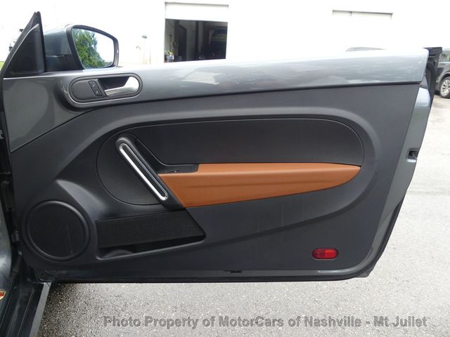 2017 Volkswagen Beetle 1.8T Classic Automatic - 22998576 - 16
