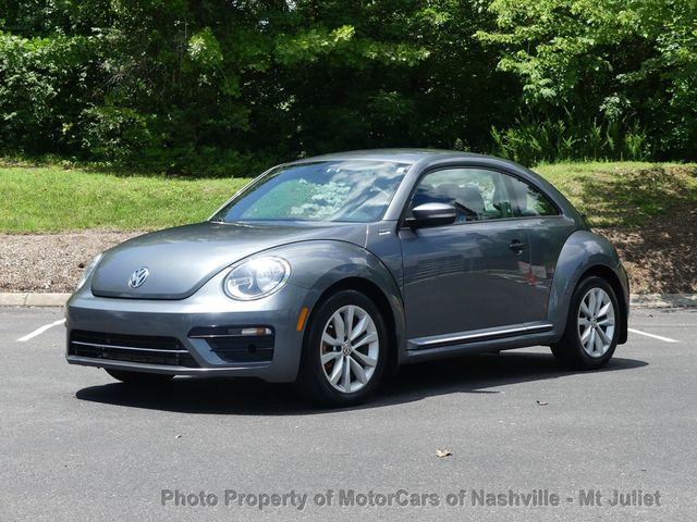 2017 Volkswagen Beetle 1.8T Classic Automatic - 22998576 - 1