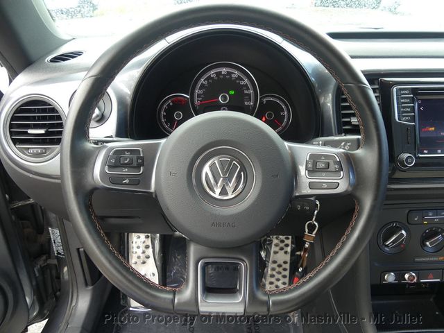 2017 Volkswagen Beetle 1.8T Classic Automatic - 22998576 - 23