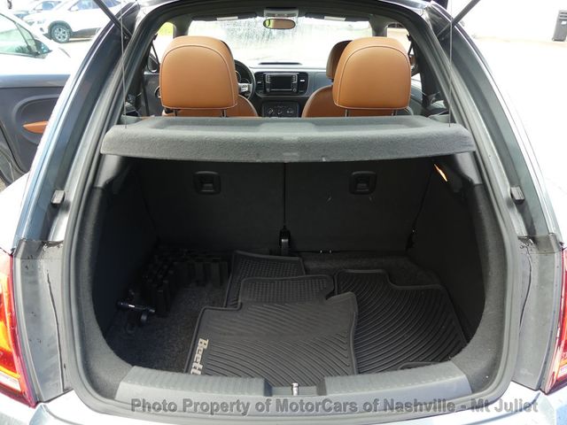 2017 Volkswagen Beetle 1.8T Classic Automatic - 22998576 - 33