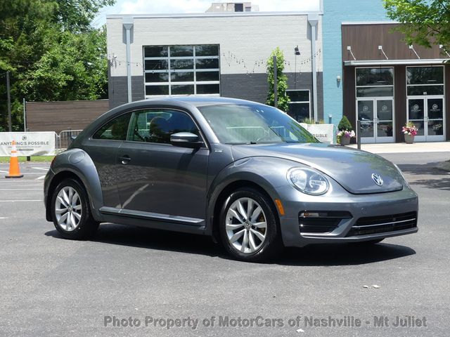 2017 Volkswagen Beetle 1.8T Classic Automatic - 22998576 - 5