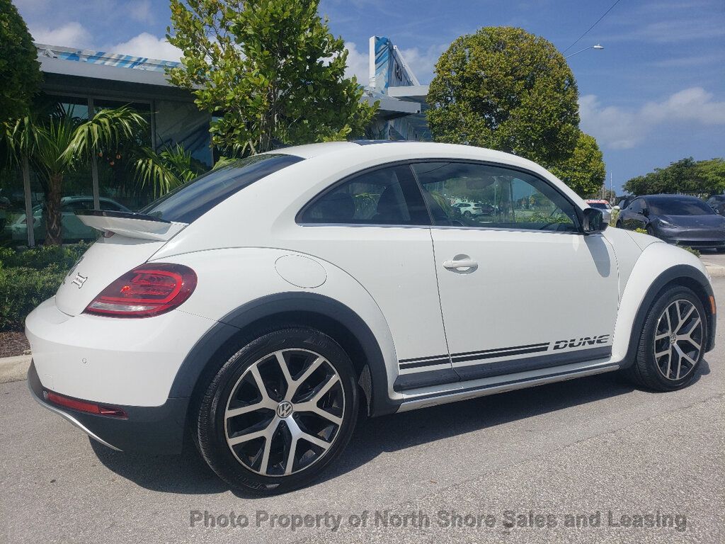2017 Volkswagen Beetle 1.8T Dune Automatic - 22379287 - 15