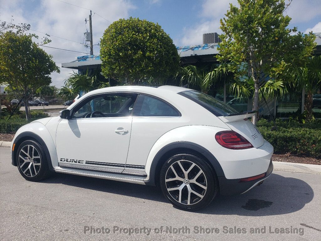 2017 Volkswagen Beetle 1.8T Dune Automatic - 22379287 - 16