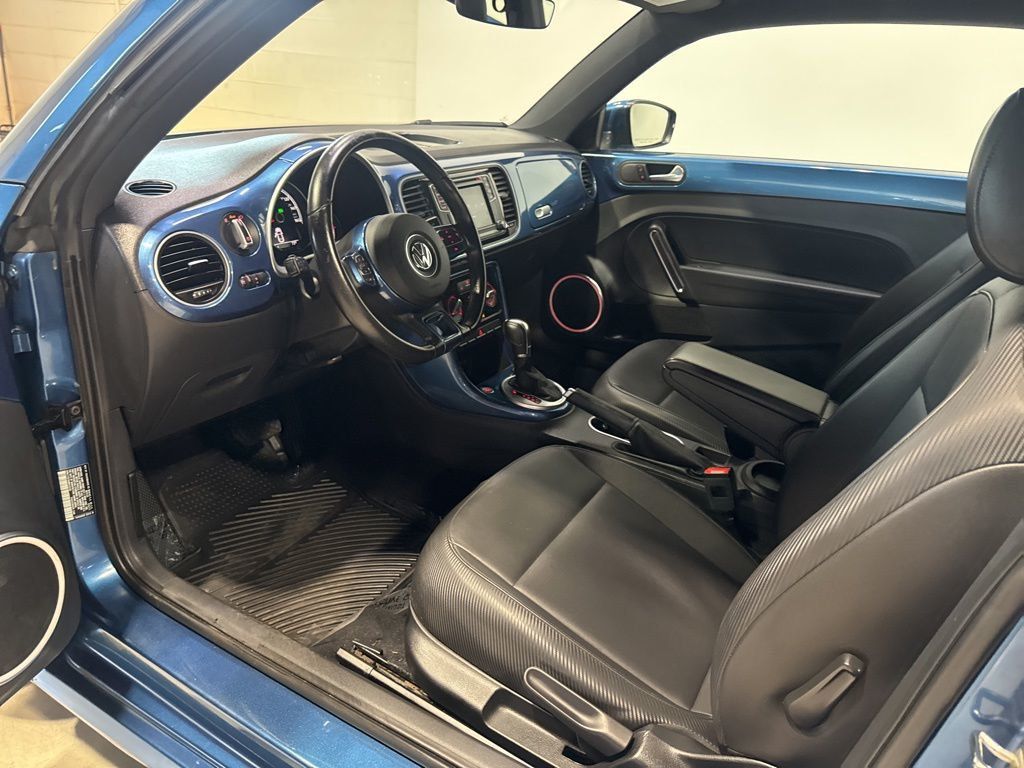 2017 Volkswagen Beetle 1.8T SE Automatic - 23036650 - 21