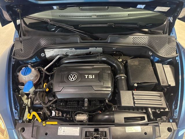 2017 Volkswagen Beetle 1.8T SE Automatic - 23036650 - 31