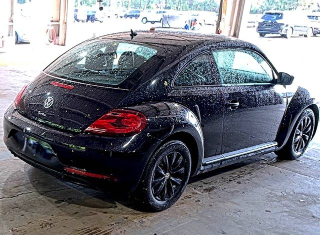 2017 Volkswagen Beetle 1.8T SE Automatic - 23060443 - 1