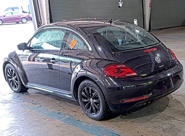 2017 Volkswagen Beetle 1.8T SE Automatic - 23060443 - 2