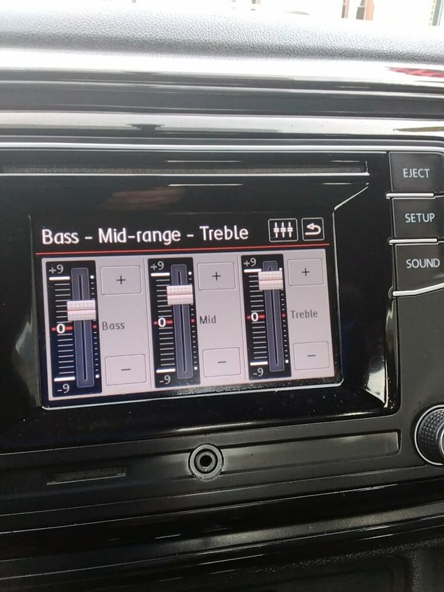 2017 Volkswagen Beetle 1.8T SEL Automatic - 22955089 - 14