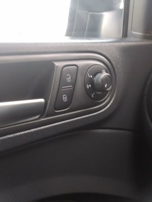 2017 Volkswagen Beetle 1.8T SEL Automatic - 22955089 - 20