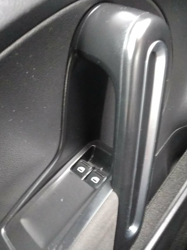 2017 Volkswagen Beetle 1.8T SEL Automatic - 22955089 - 21