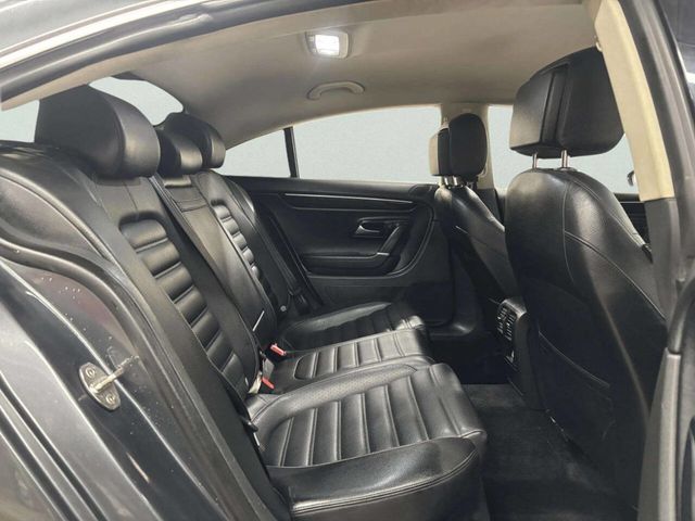 2017 Volkswagen CC 2.0T Sport DSG PZEV - 22984888 - 17