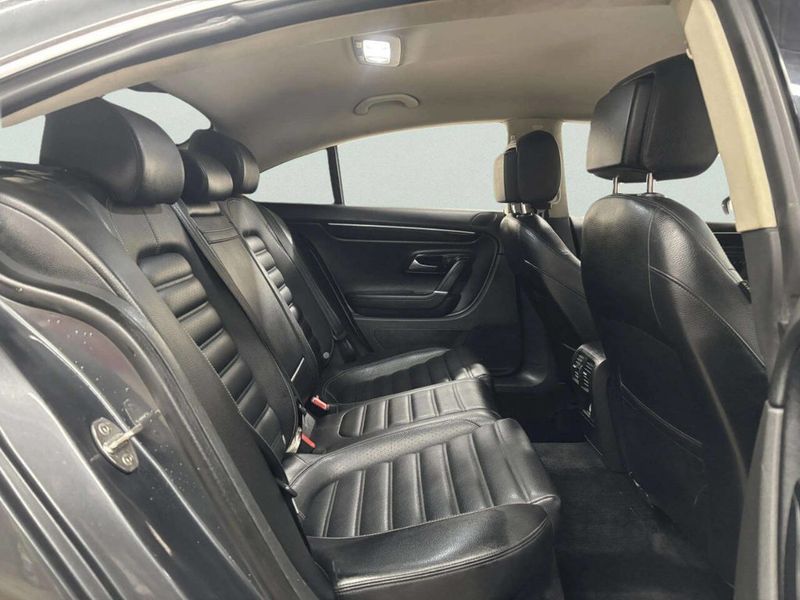 2017 Volkswagen CC 2.0T Sport DSG PZEV - 22984888 - 17