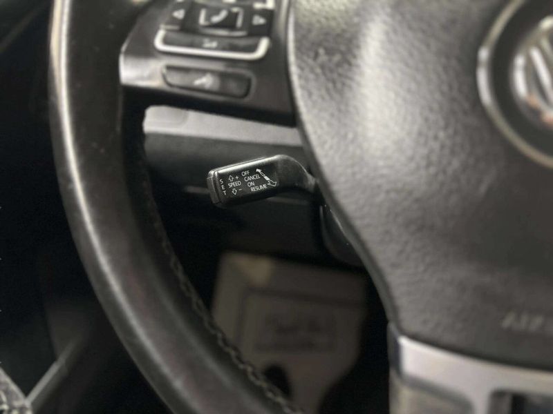 2017 Volkswagen CC 2.0T Sport DSG PZEV - 22984888 - 23