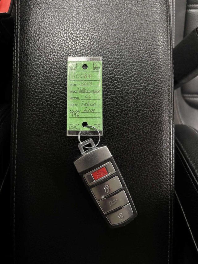 2017 Volkswagen CC 2.0T Sport DSG PZEV - 22984888 - 36