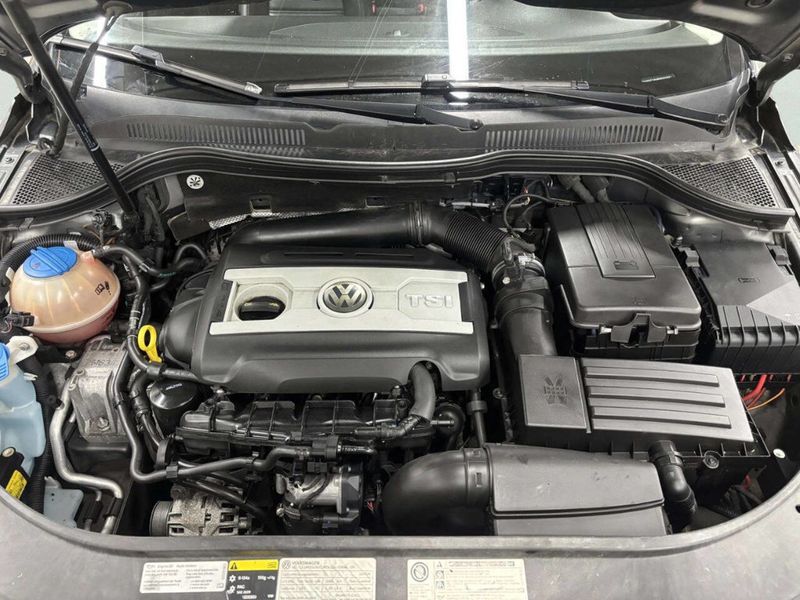 2017 Volkswagen CC 2.0T Sport DSG PZEV - 22984888 - 8