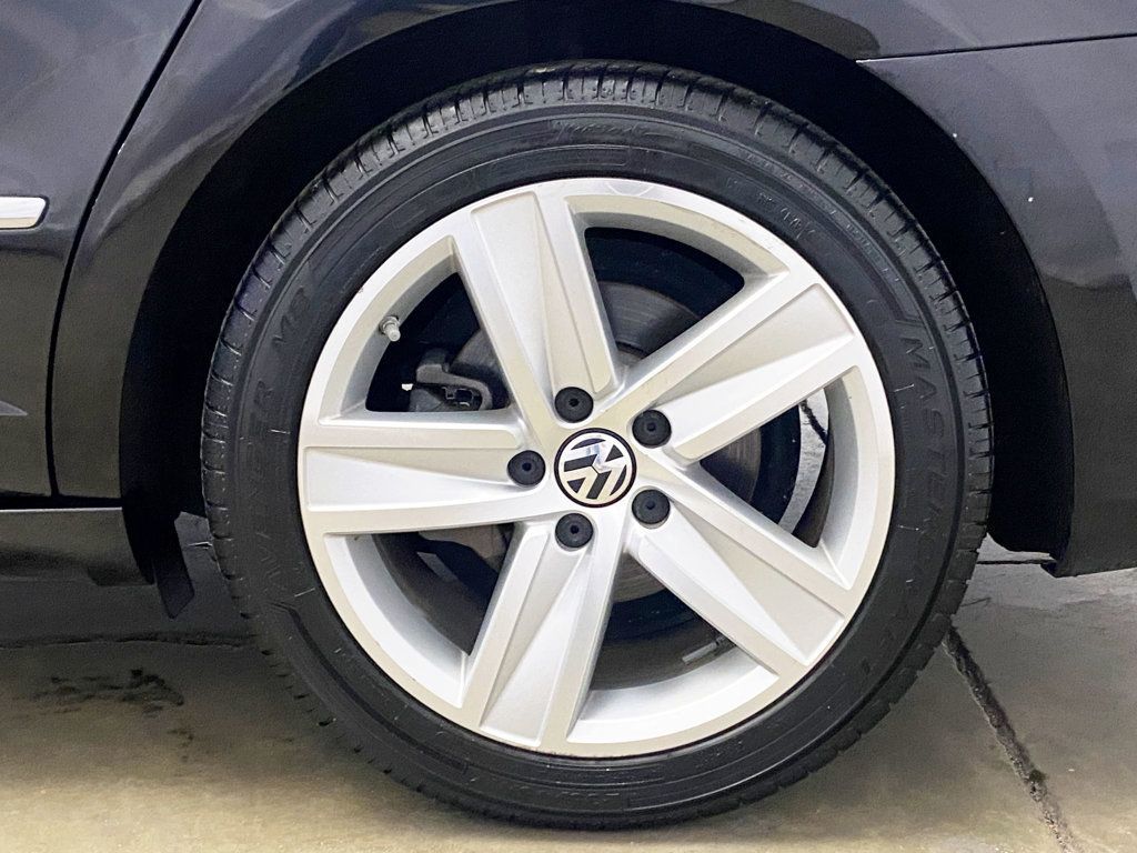 2017 Volkswagen CC 2.0T Sport DSG PZEV - 22963345 - 12