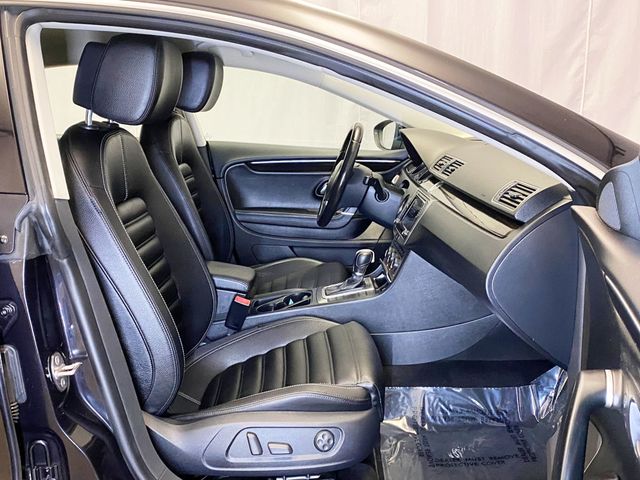 2017 Volkswagen CC 2.0T Sport DSG PZEV - 22963345 - 18