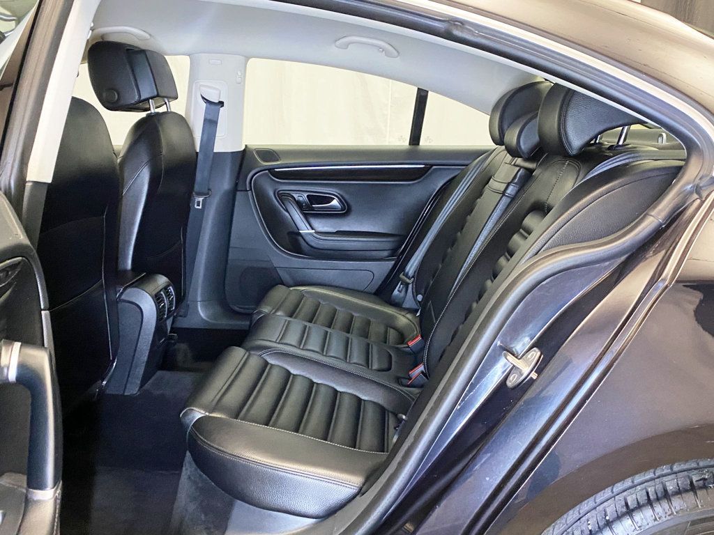 2017 Volkswagen CC 2.0T Sport DSG PZEV - 22963345 - 19