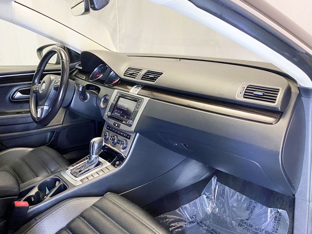 2017 Volkswagen CC 2.0T Sport DSG PZEV - 22963345 - 23