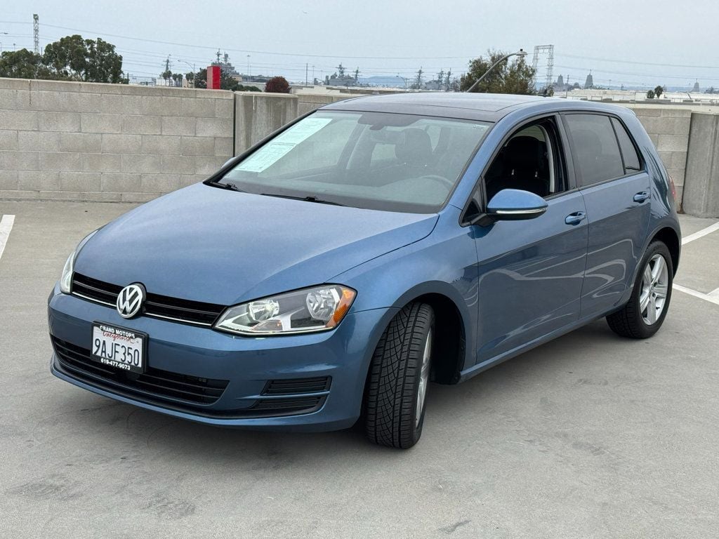 2017 Volkswagen Golf 1.8T 4-Door S Automatic - 22631107 - 9