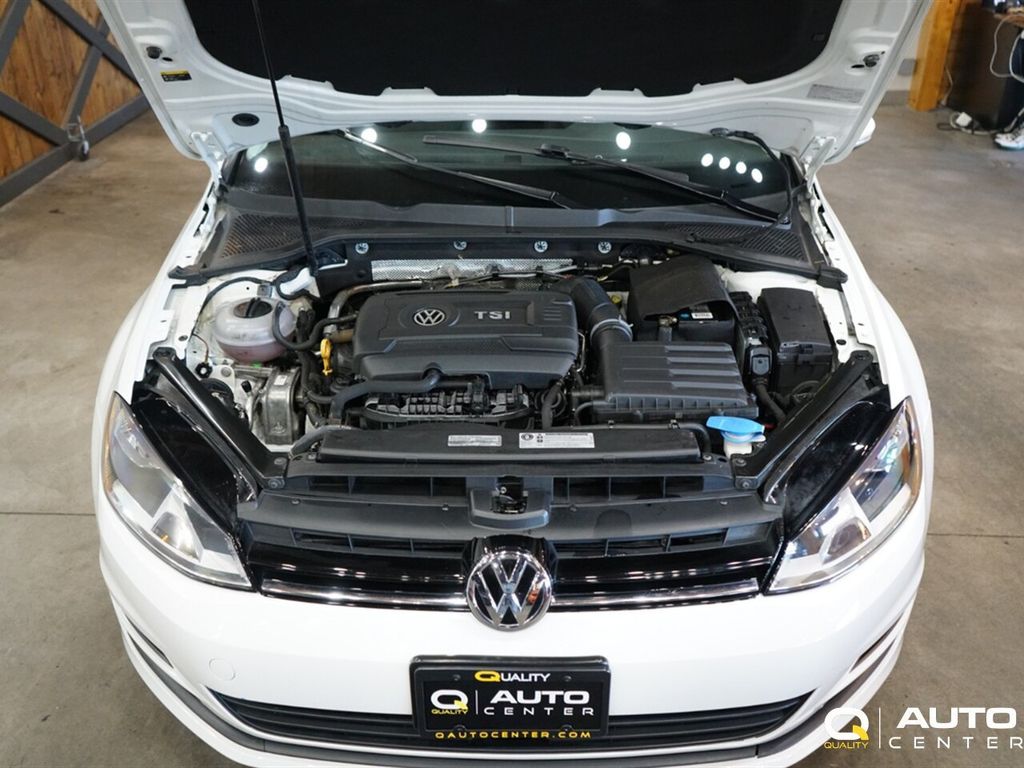 2017 Volkswagen Golf 1.8T 4-Door SE Automatic - 22974764 - 10