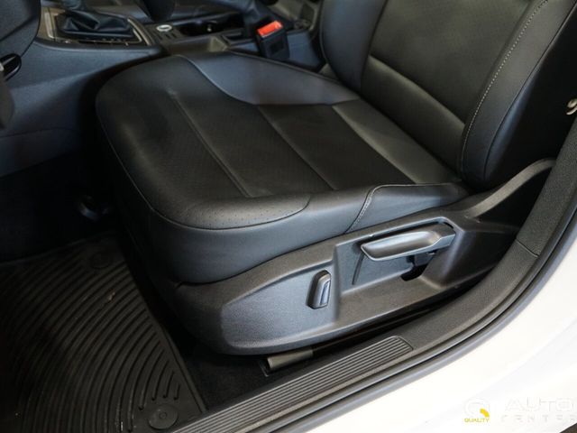 2017 Volkswagen Golf 1.8T 4-Door SE Automatic - 22974764 - 15