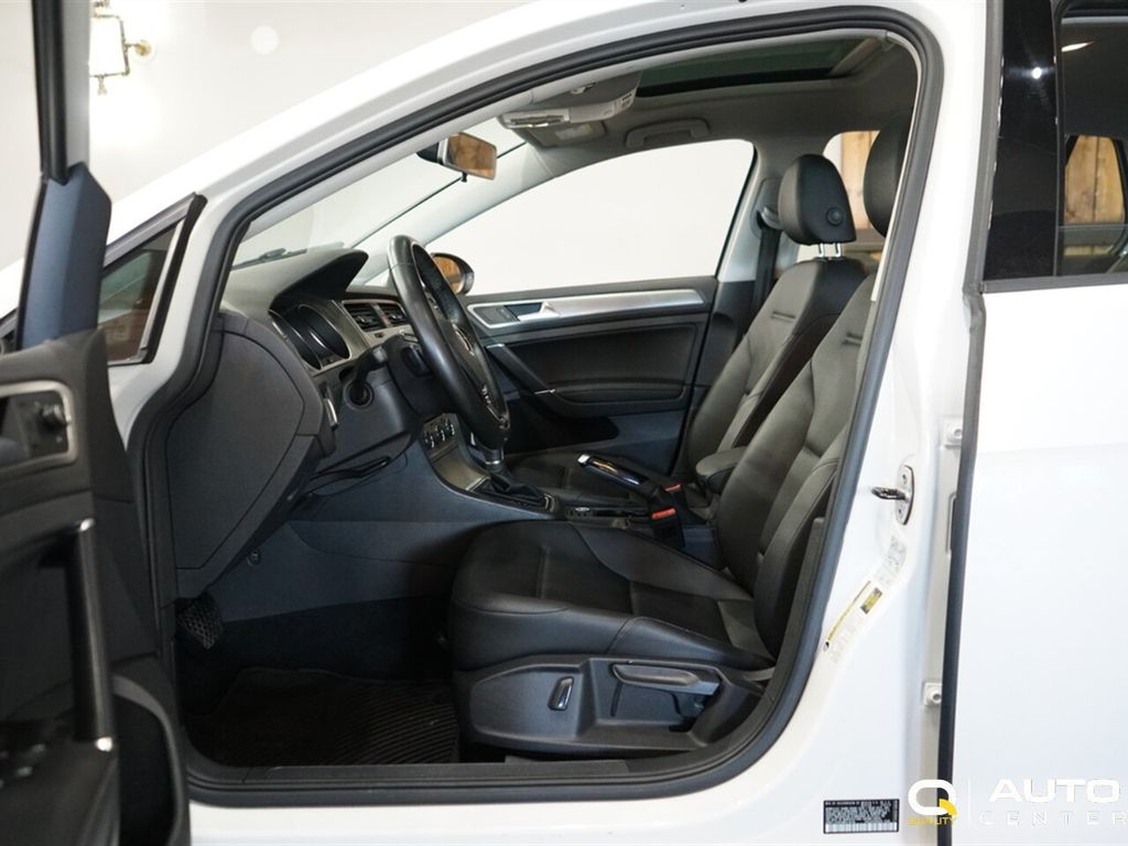 2017 Volkswagen Golf 1.8T 4-Door SE Automatic - 22974764 - 16