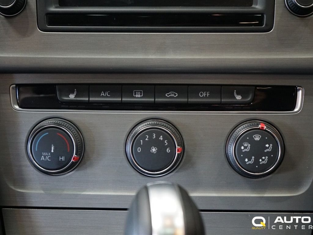 2017 Volkswagen Golf 1.8T 4-Door SE Automatic - 22974764 - 22